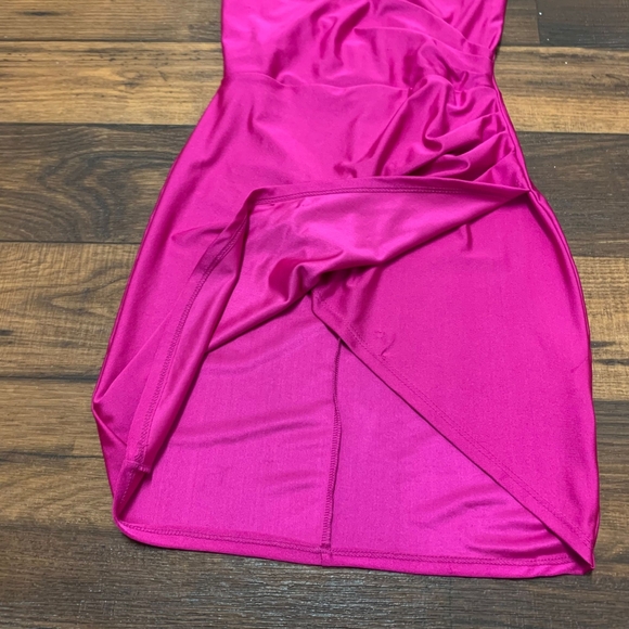 Celeb Hot Pink Wrap Mini Dress Women’s Size S Ruched Spaghetti Strap Party - Picture 5 of 8